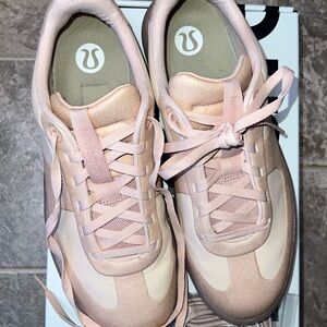 lululemon athletica Women's Cityverse Sneakers